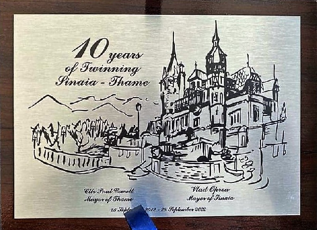 10 years of Thame Sinaia Twinning placque