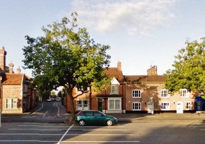 Upper High Street, Thame (Courtesy Google)