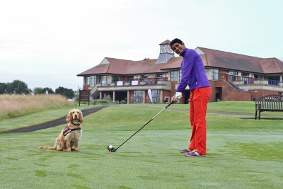  BBC journalist Naga Munchetty with friend, gets ready to tee off