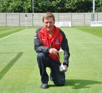 groundsman (400x364)