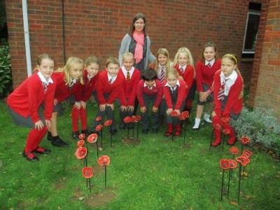 Our poppies with children (400x300)