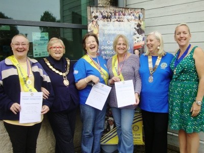 The CAB team, including the Mayor that year,  at the Thame Swimathon 2014