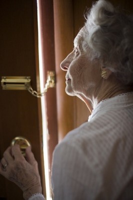 Stranger at the door -Image courtesy of seniorsdiscounts.co.uk